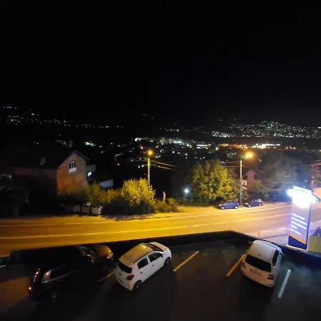 Διαμέρισμα Sleep And Drive Cosy 2 *